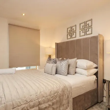 公寓 Deluxe Riverside Balcony &free Parking 利兹