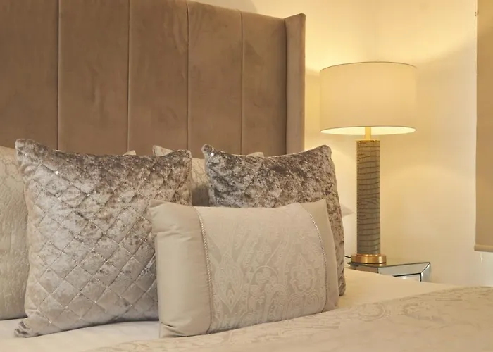 Deluxe Riverside Balcony &free Parking 公寓 *