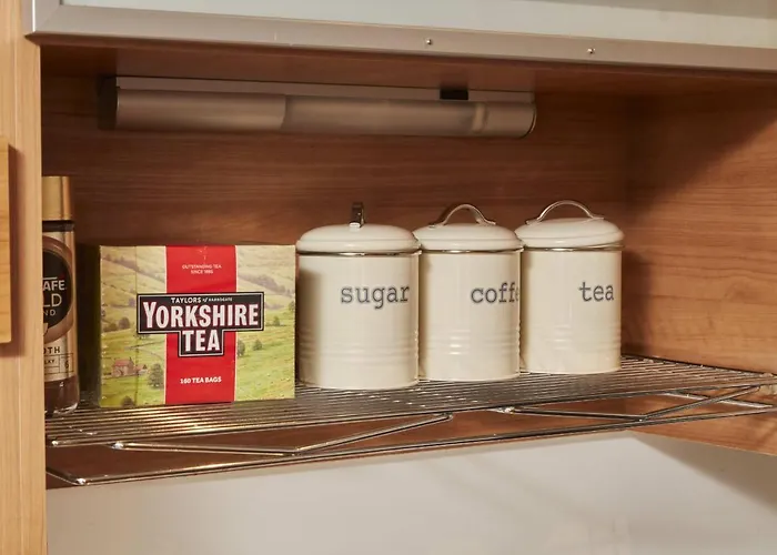 Apartment Deluxe Riverside Balcony &free Parking *