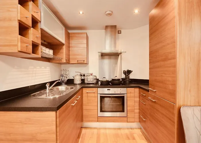 Apartment Deluxe Riverside Balcony &free Parking Leeds (West Yorkshire)