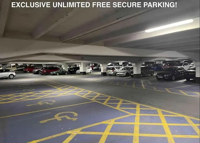 Deluxe Riverside Balcony &free Parking *