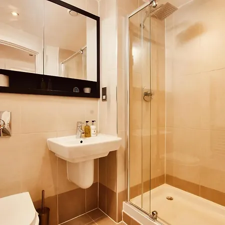 Apartamento Deluxe Riverside Balcony &free Parking *