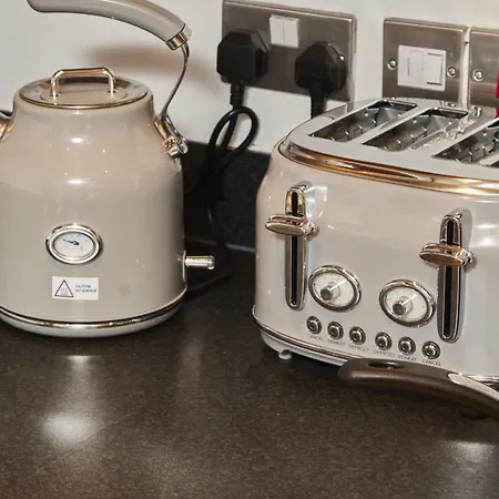 Deluxe Riverside Balcony &free Parking Apartamento